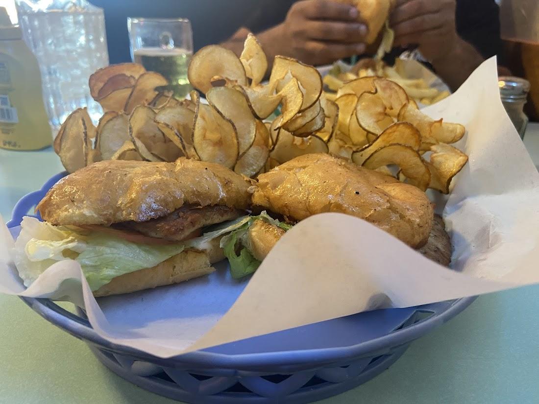 Giodone's Italian Bar & Grill
