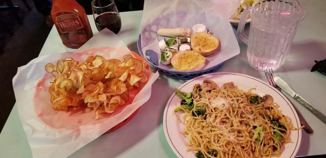 Giodone's Italian Bar & Grill